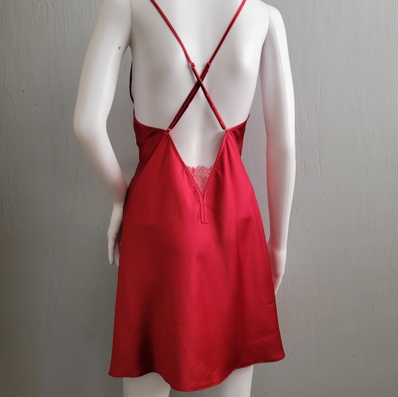 Victoria Secret Silky Slip - Picture 5 of 10